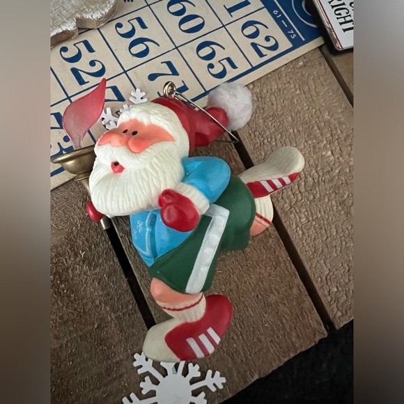 Vintage 1984 Hallmark Christmas Ornament.  Olympics marathon torch Santa. - Picture 3 of 8